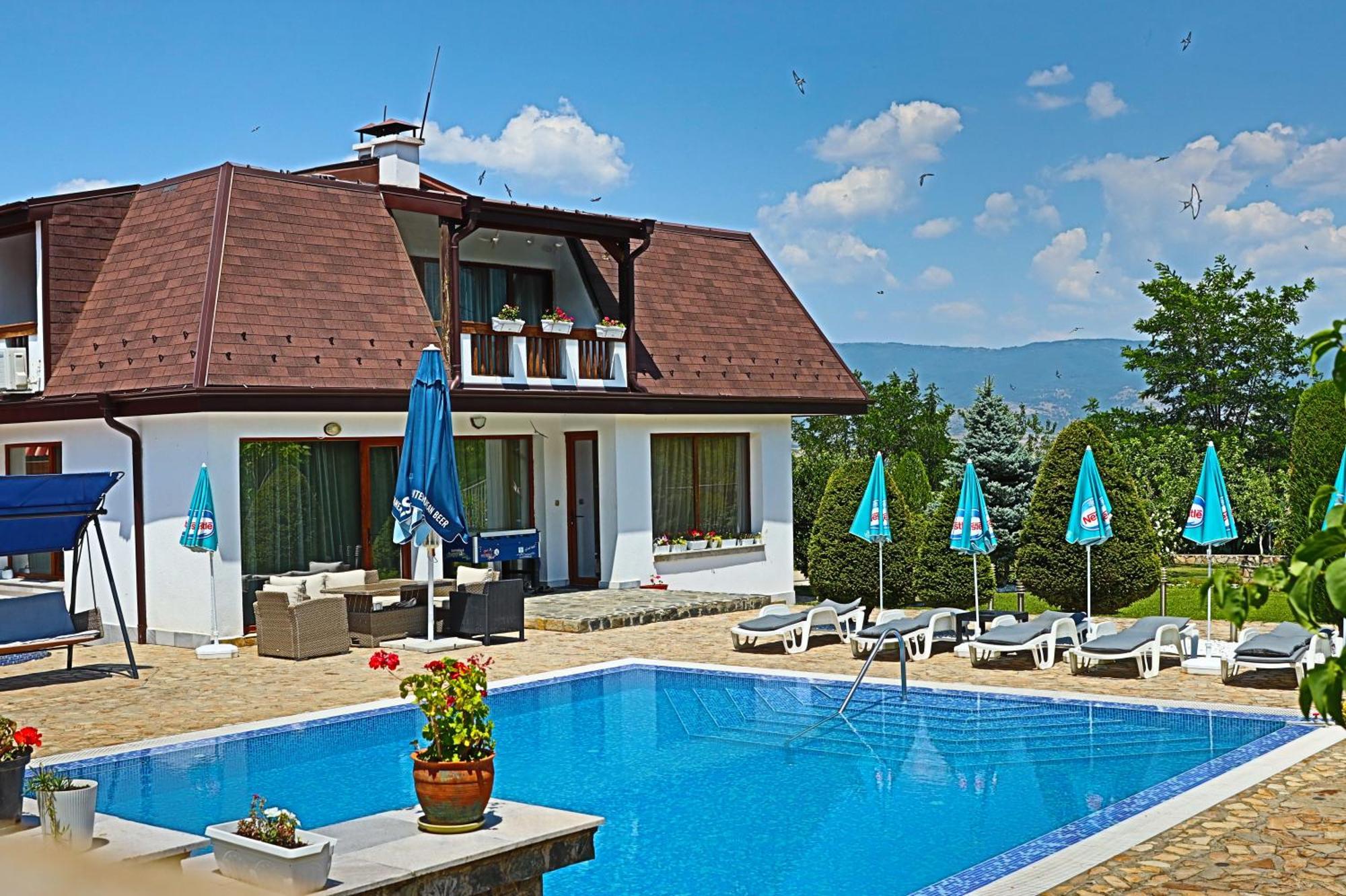 Holiday House Kubrat ساباريفا بانيا المظهر الخارجي الصورة