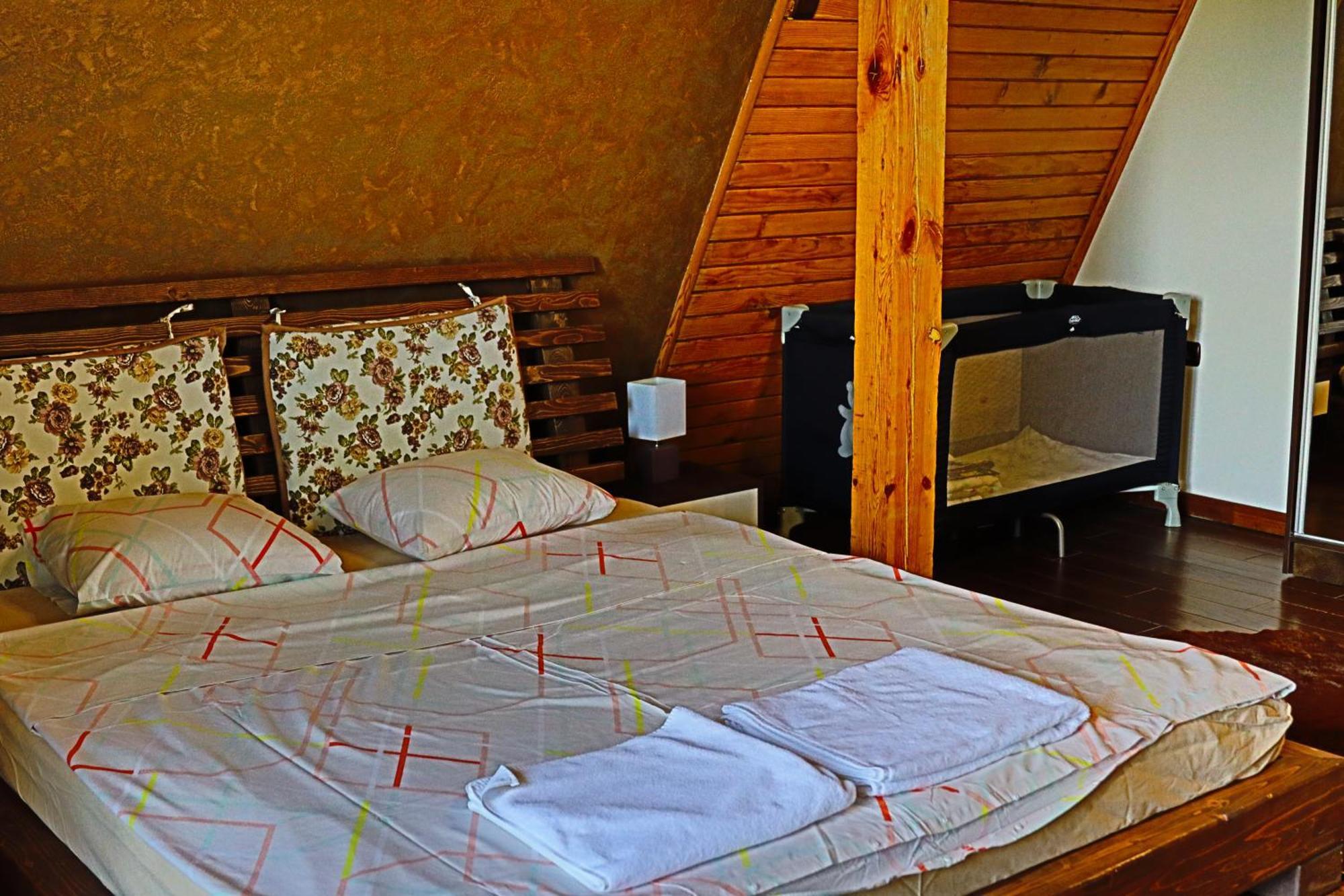 Holiday House Kubrat ساباريفا بانيا المظهر الخارجي الصورة