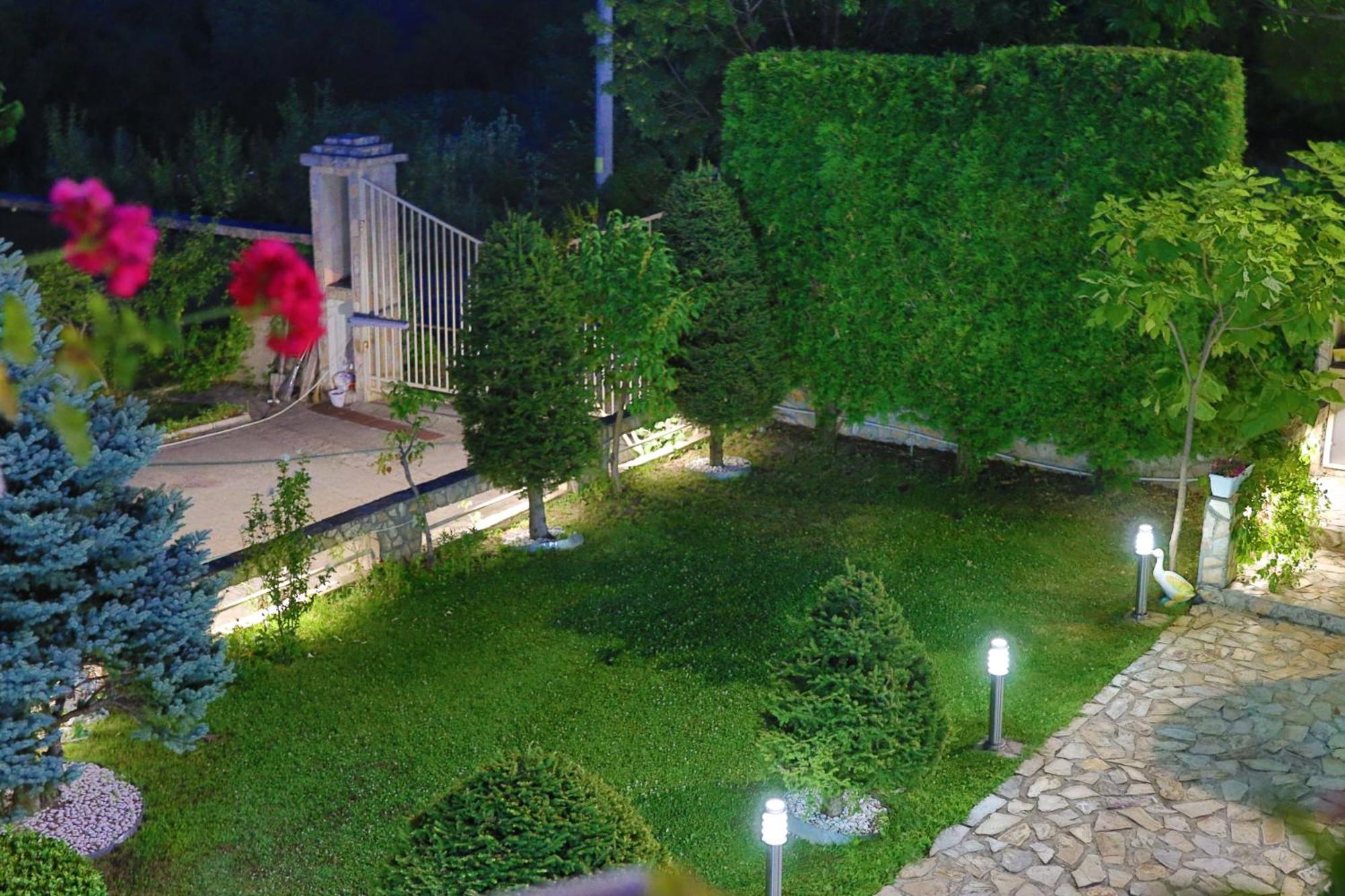 Holiday House Kubrat ساباريفا بانيا المظهر الخارجي الصورة