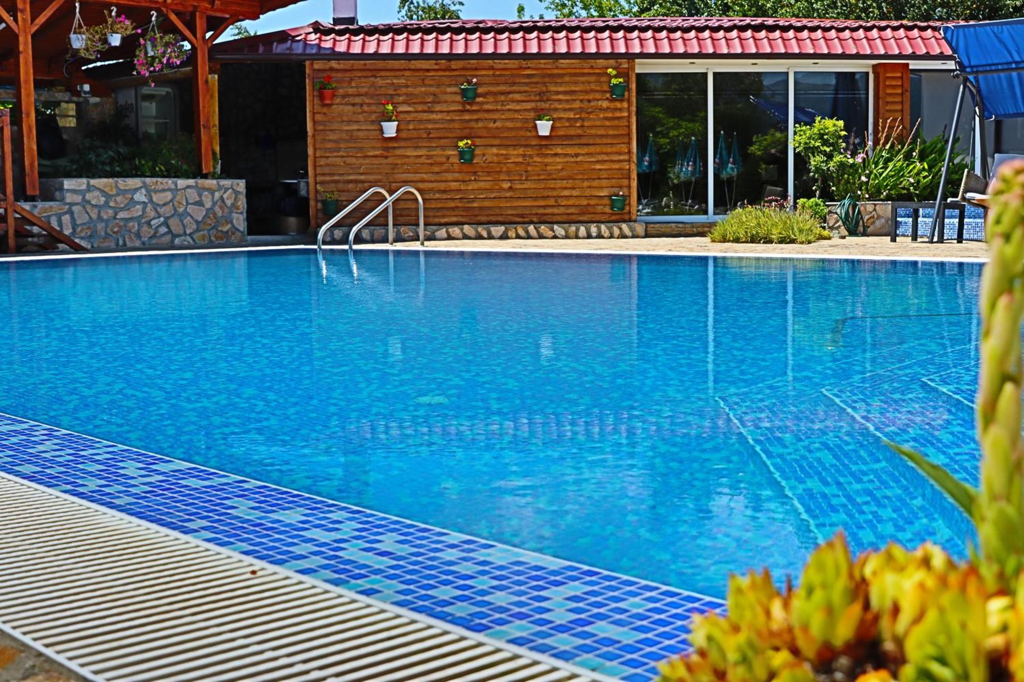 Holiday House Kubrat ساباريفا بانيا المظهر الخارجي الصورة