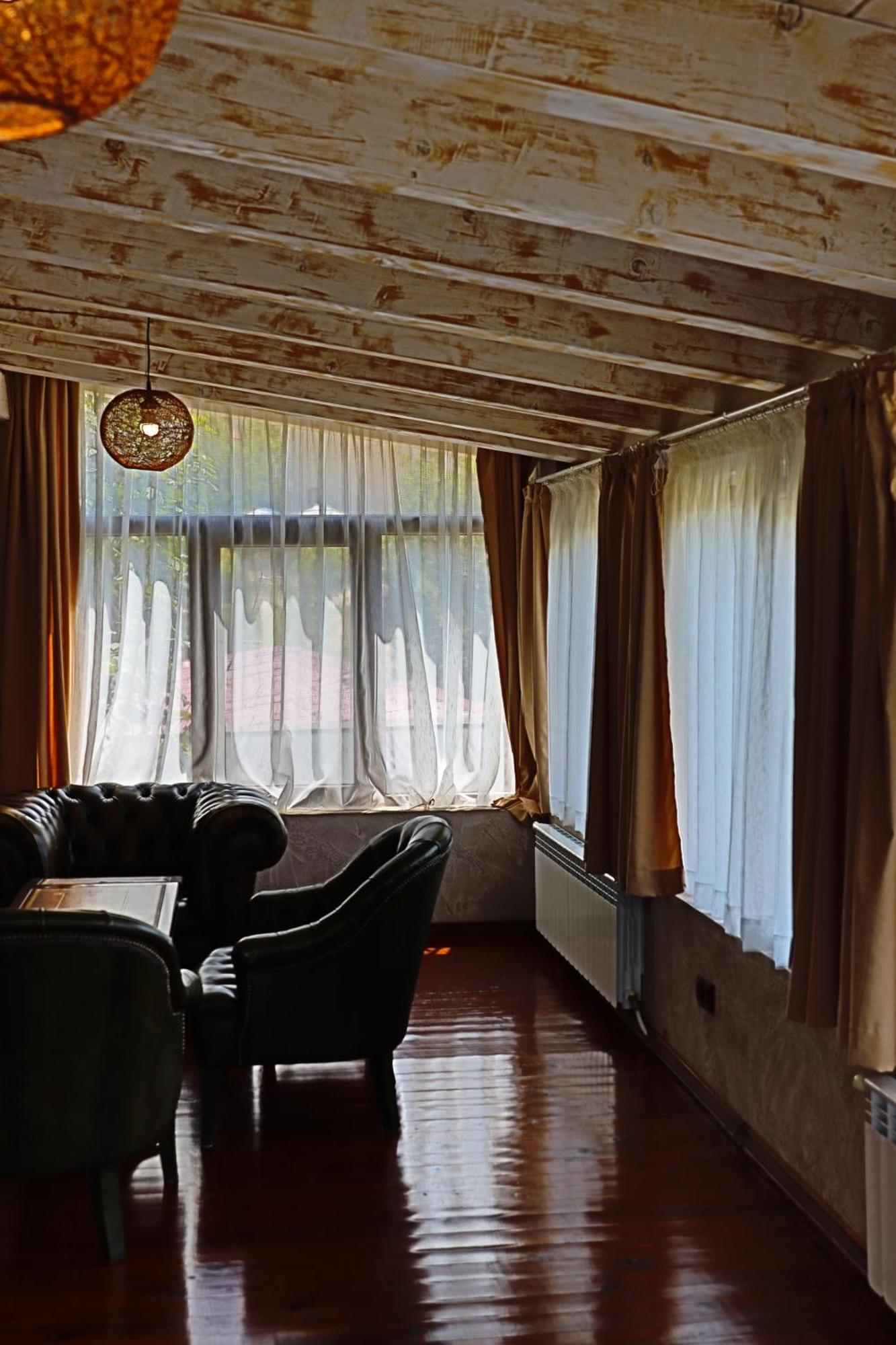 Holiday House Kubrat ساباريفا بانيا المظهر الخارجي الصورة